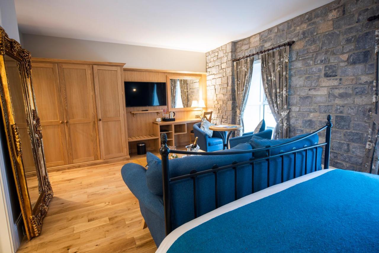 The Highlands Hotel Glenties Exterior photo